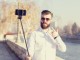 La perche à selfie : objet pratique ou dangereux ?
