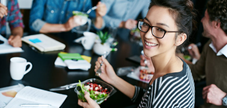 Comment se faire livrer des plats sains au bureau ?