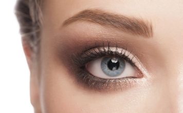 Proposer un maquillage permanent à ses clientes : tout ce qu’il faut savoir