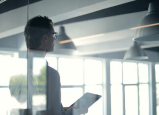 Focus sur les métiers de la GRC COO, CXO, KAM