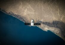 Téléphone satellite