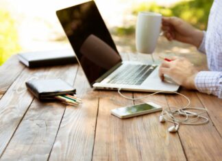 Comment trouver des clients quand on est digital nomad ? Digital nomad