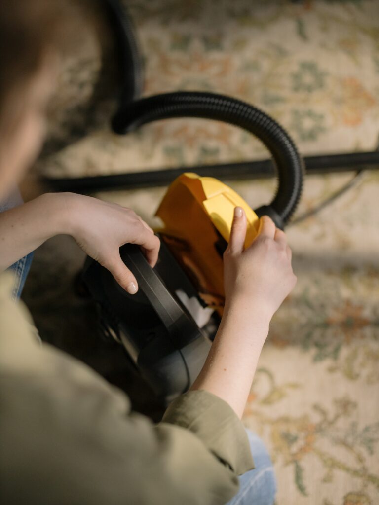 Comment choisir un aspirateur à main ?