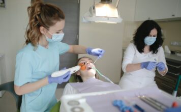 Quels sont les principaux atouts d’un centre dentaire ? centre dentaire