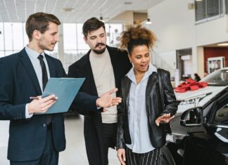 Concessionnaires automobiles : comment générer des leads sur LinkedIn ? concession auto