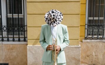 Le couvre-chef un accessoire de mode unique couvre chefs chapeaux pour hommes