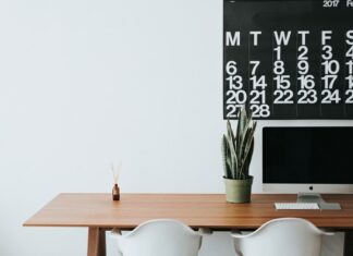 Un bureau ergonomique pour optimiser votre espace et travailler mieux