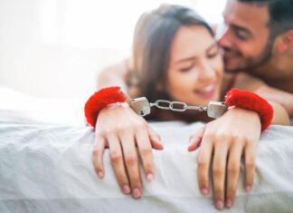 Décoder le BDSM : démythification d’une pratique mal comprise